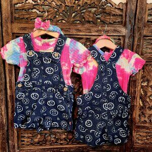 Twin BUNDLE! 2/2 d*ELIA*s 90s 3 Piece Set w Overalls, Tee, and bow! 18m